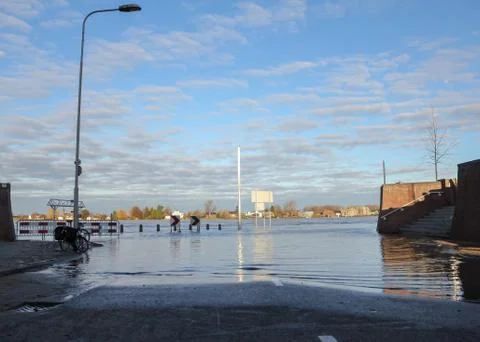 High tide 写真素材