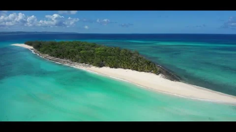 High tide on the sandbar between the islands Nosy Iranja. Madagascar.Anamorphic Stock Footage 323779015