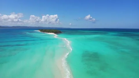 High tide on the sandbar between the islands Nosy Iranja. Madagascar Stock Footage 324022782