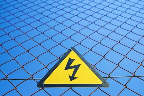 High voltage hazard Фото