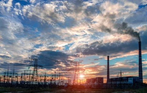 High voltage post.High-voltage tower sky background. Fotos de archivo