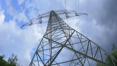 High voltage power line. time lapse Vídeos de archivo 154174947