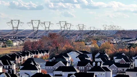 High Voltage Power Lines and Homes Digital Gateway Virginia Vídeo Stock 291731158