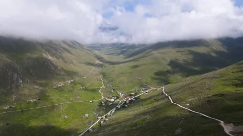 Highlands in the Kackar Mountains 스톡 동영상 334878608