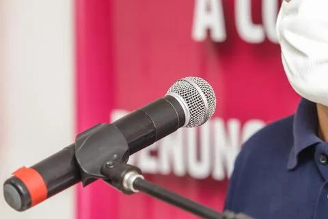 Highlight in an audio microphone at an event Stock Photos