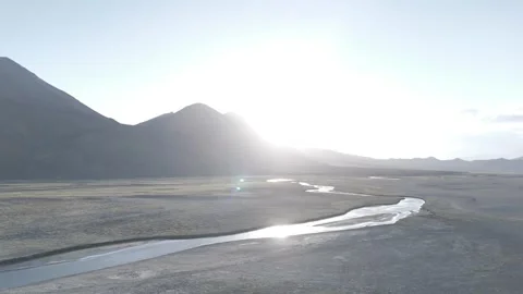 Highly Cinematic Drone Push Over Dry Ladakh Valley with Mountain Sunlight in Stock-Footage 335760845