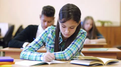 In the highschool 库存影片 11913090