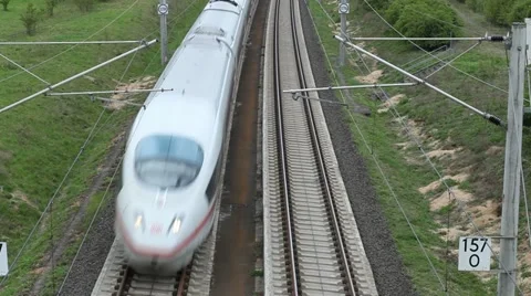 Highspeed train - view from above Stockbeeldmateriaal 10909599