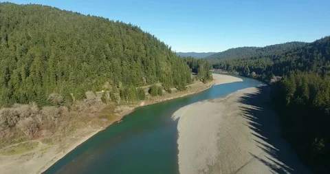 Highway 101 River Pan Stockbeeldmateriaal 85824136