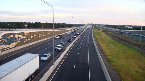 Highway 35 traffic near Gardenridge exit south bound. Stock Footage