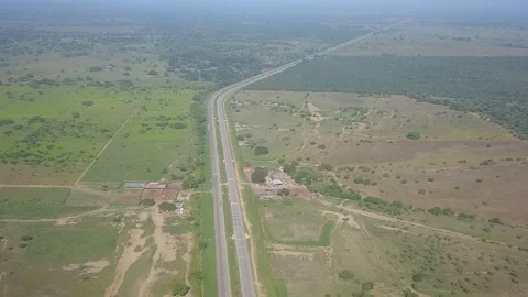 Highway from above 動画素材 128006121