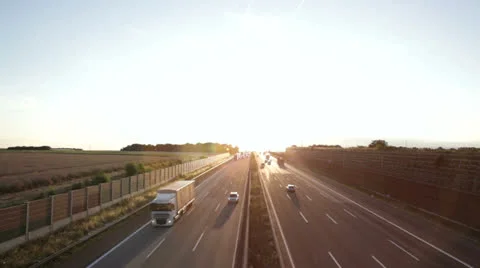 Highway Backlit Vidéo 25878811