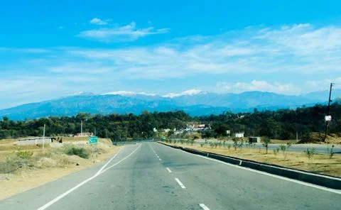 Highway between himalayan mountain range of Jammu, towards Patnitop from katra Stock Photos