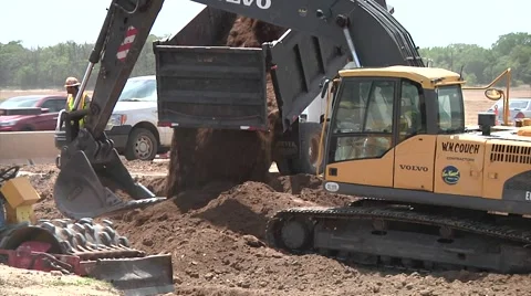 Highway Construction Crew 스톡 동영상 47973495