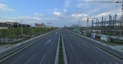 The highway 库存影片 168602572