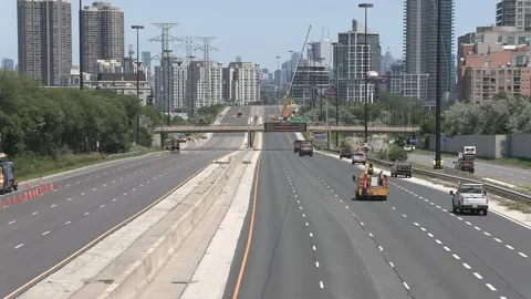 Highway infrastructure closed for repairs and maintenance on weekend Vidéo 157056399