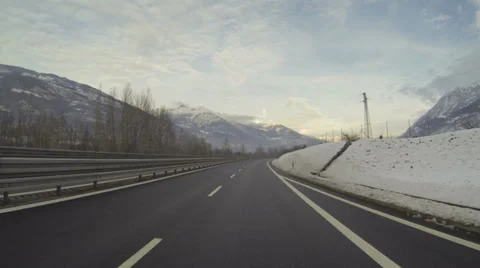 Highway in Italy Vídeos de archivo 34301643