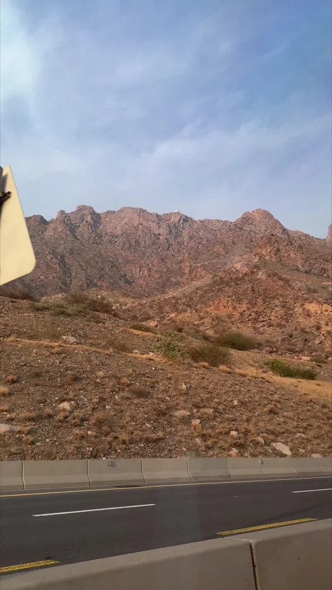 Highway Journey Through Taif Mountains in Saudi Arabia. Stock Footage 339280848