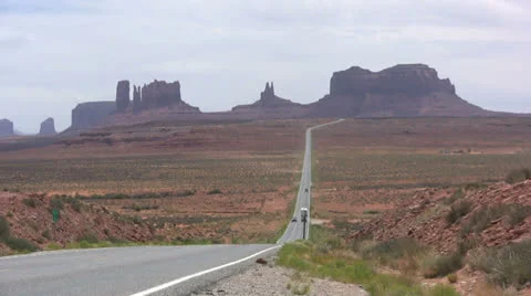 Highway to Monument Valley Stock-Footage 26185555