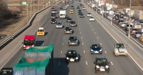 Highway traffic time lapse during sunny day Vídeo Stock 166321015