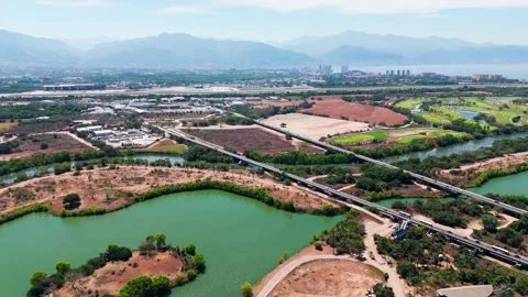 Highways and ameca river separating the states of jalisco and nayarit in mexico 動画素材 333204948