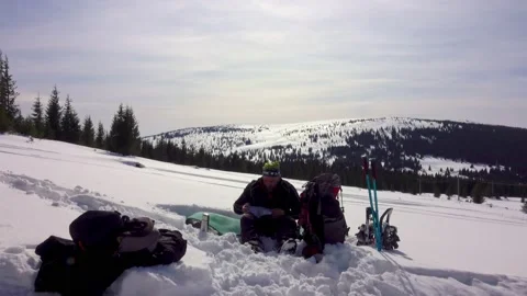 Hiker Checking The Map Before Winter Hike Video stock 172111239