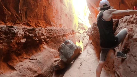 Hiker in the Soldier Pass Cave Stock-Footage 279132264