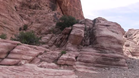 Hikers curiosity Video stock 50051094