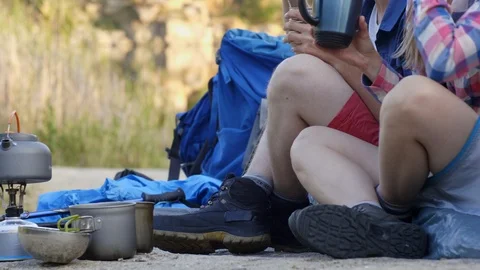 Hikers on rest Vidéo 118549143