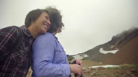 Hikers take in the scenery Stock Footage 59509136