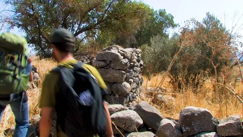 Hiking 02 Video stock 89480956