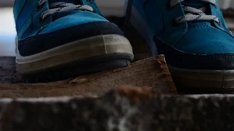 Hiking boots 스톡 동영상 81506690