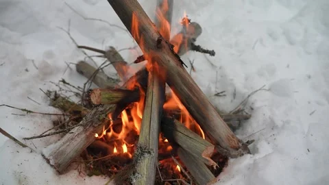 A hiking campsite in a winter forest Видео 328994885