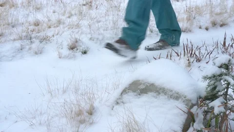 Hiking through Snow 스톡 동영상 229621863