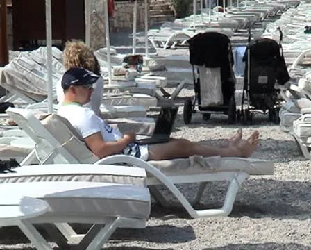 Hillside beach 3 Video stock 8956777