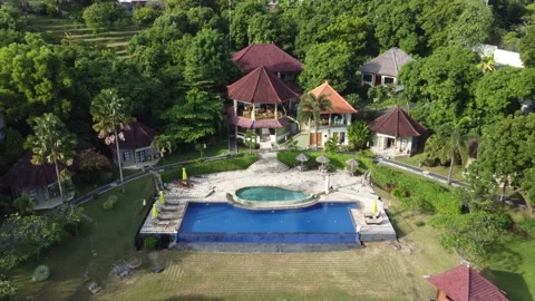 Hillside hotel pull out Stock Footage 329895926