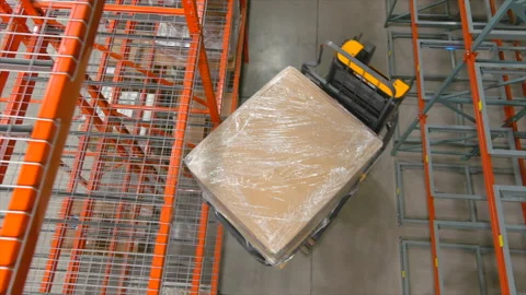 Hilo driver unstocking inventory Stock Footage 228493645