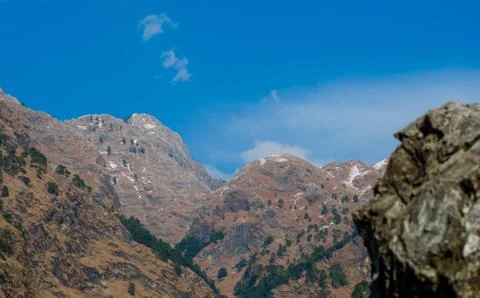 Himalayan mountain range covered with the snow at patnitop a city of Jammu, Foto stock