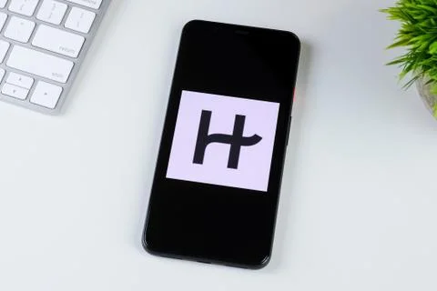 Hinge app logo on a smartphone screen Stock Photos