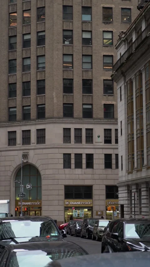 Historic Building Facade Set Within an Urban City Landscape and Environment Vídeo Stock 291630980