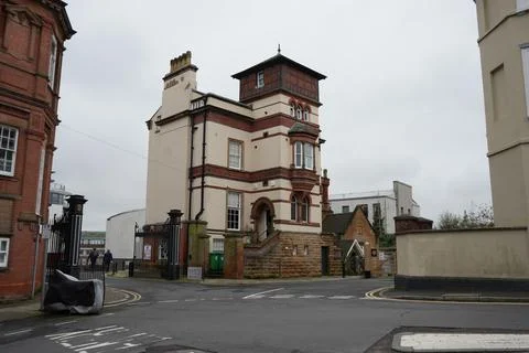 Historic Building With Tower And Bay Window In Nottingham, England. Stock Photos