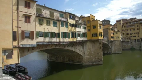 Historic Ponte Vecchio Bridge on Arno River in Florence, Tuscany, Italy Video stock 229780859