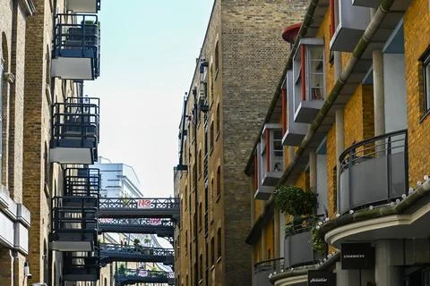 Historic Shad Thames Stock Photos
