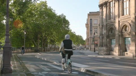 Historic street view of Quai de Conti Vídeo Stock 335130853