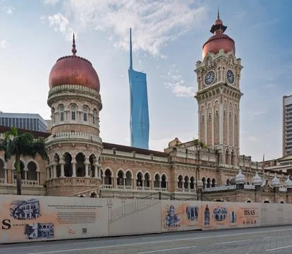 Historic Sultan Abdul Samad Building and modern Merdeka 118 Tower, Kuala Lumpur Stock Photos