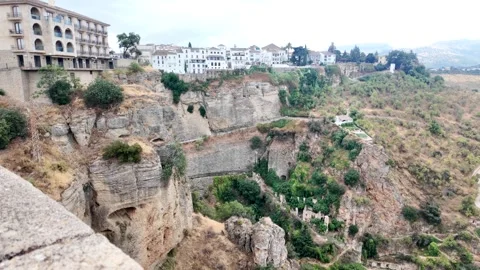 Historic town built on dramatic rocky cliffs and gorge in Spain Video stock 347680288