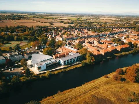 The historic town of Yarm showing the river Tees and Yarm public school Stock Photos