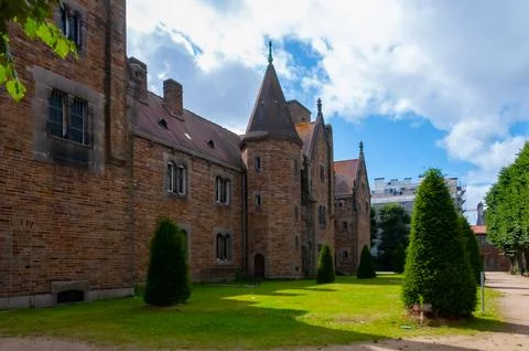 Historical red brick buildings with elements of ancient architecture in Nan.. Foto stock