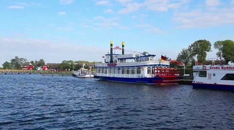 Historical steamboat 库存影片 36784442