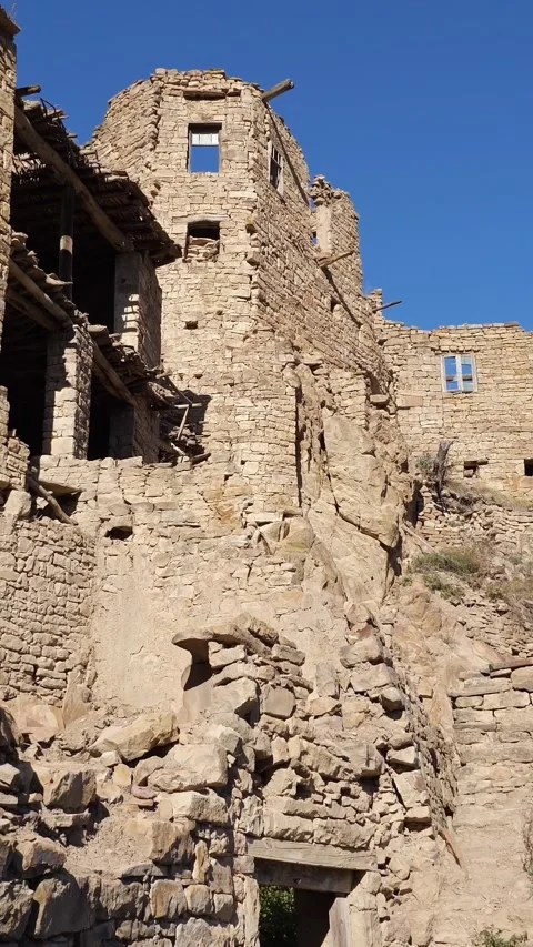 Historical Stone Settlement Shows Aging Walls And Peace. Faded Ruins Of Old 스톡 동영상 332886587
